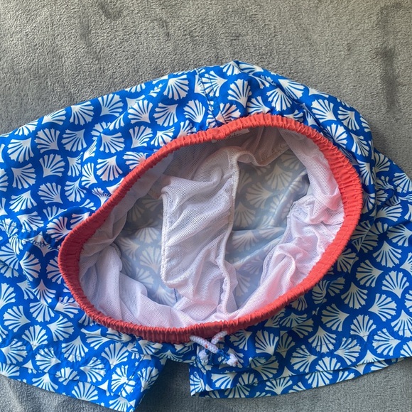 Mini Boden Shell Swim Trunks - Picture 4 of 6